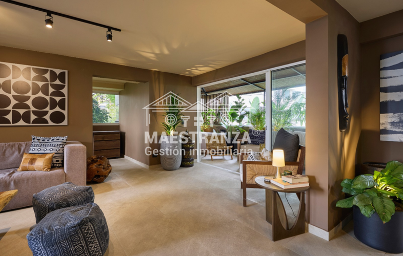 Apartamento de 3 alcobas en venta en El Tesoro, Medellín, 260 m² · foto 14 de 24