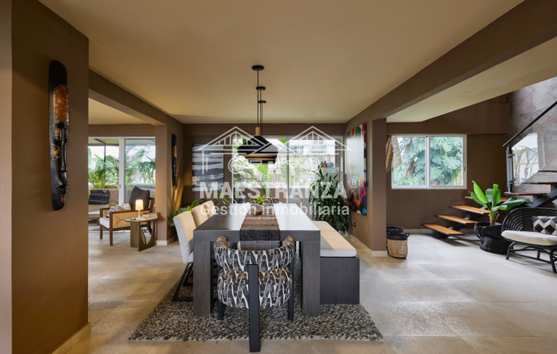 Apartamento de 3 alcobas en venta en El Tesoro, Medellín, 260 m² · foto 16 de 24