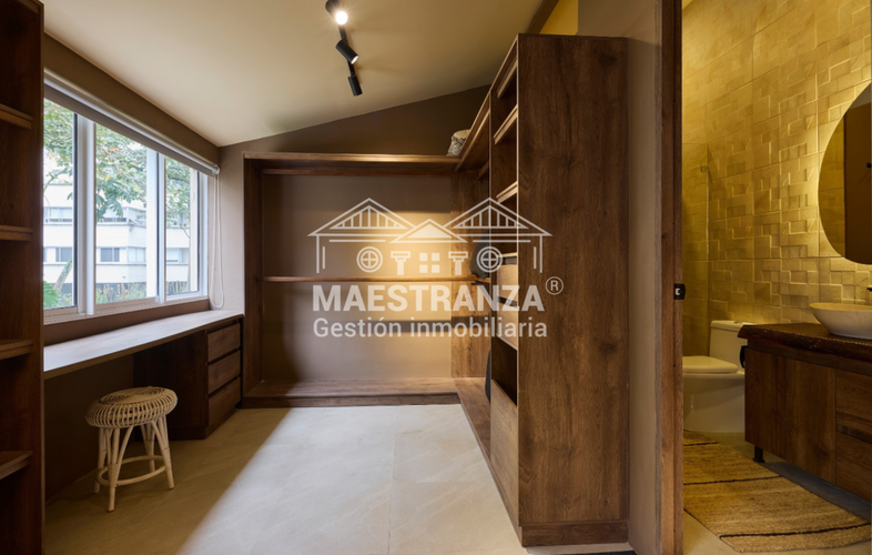 Apartamento de 3 alcobas en venta en El Tesoro, Medellín, 260 m² · foto 20 de 24
