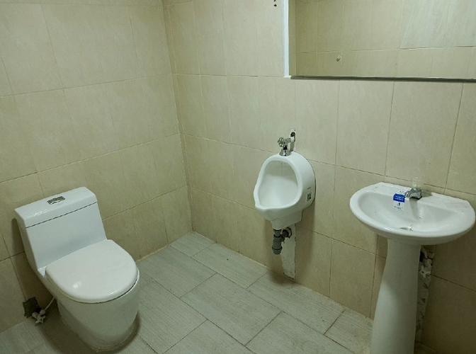 Local en arriendo en La Esmeralda, Itagüí, 238 m² · foto 9 de 10