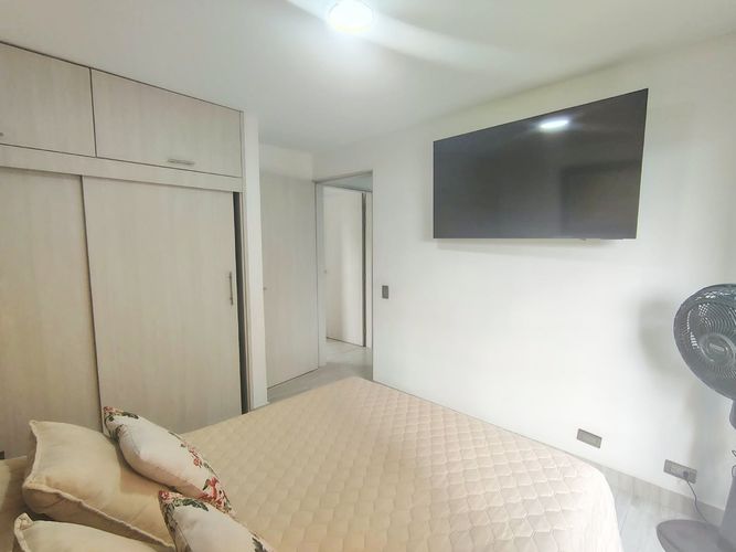 Apartamento de 3 alcobas en venta en El Poblado, Medellín, 128 m² · foto 16 de 19