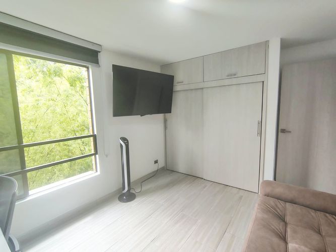 Apartamento de 3 alcobas en venta en El Poblado, Medellín, 128 m² · foto 10 de 19