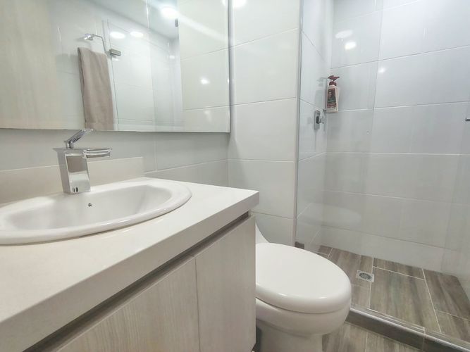 Apartamento de 3 alcobas en venta en El Poblado, Medellín, 128 m² · foto 17 de 19