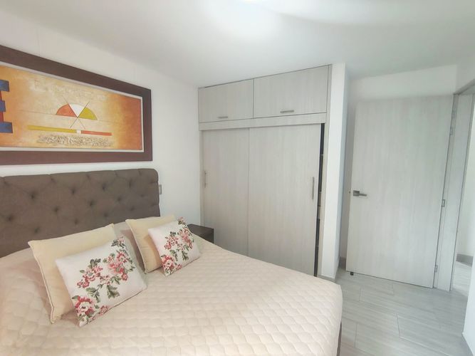 Apartamento de 3 alcobas en venta en El Poblado, Medellín, 128 m² · foto 11 de 19