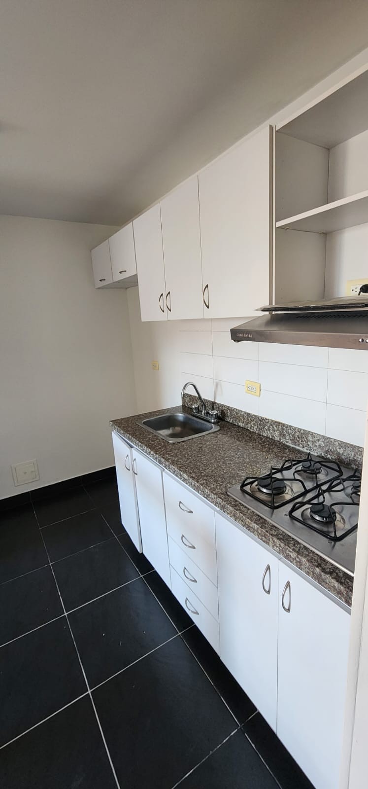 Apartamento en venta en Gran Granada, Bogotá · foto 6 de 20