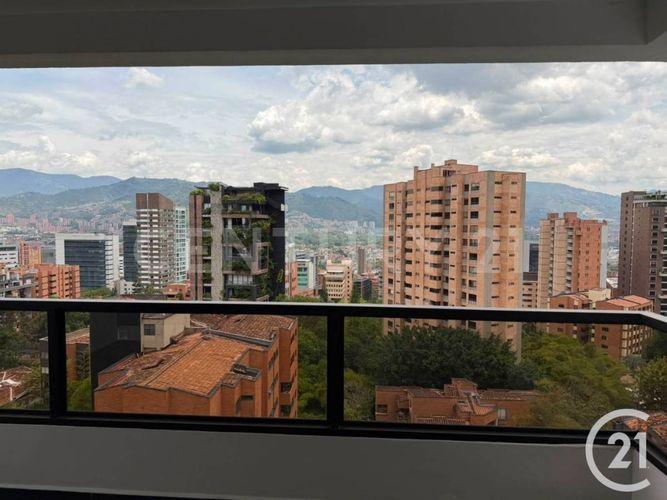 Apartamento de 3 alcobas en venta en Alejandría, Medellín, 277 m² · foto 15 de 24