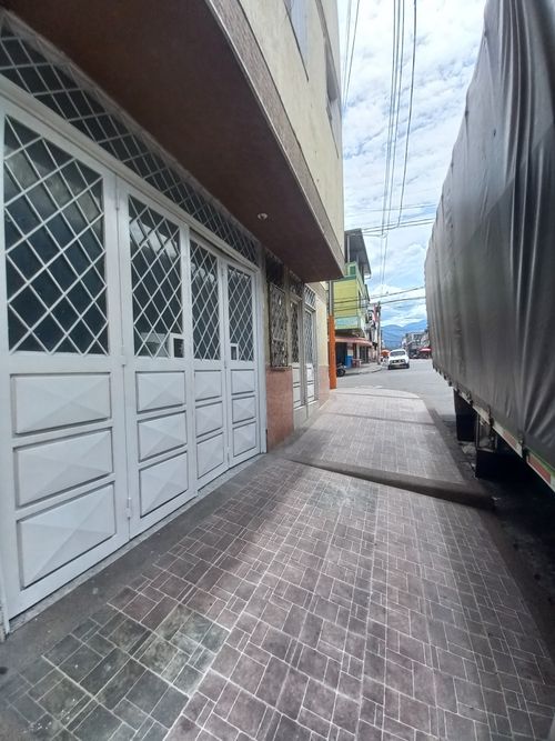 Local en arriendo en El Carmen, Ibagué, 9 m² · foto 3 de 8