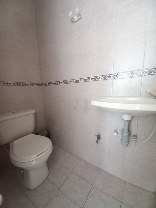 Local en arriendo en El Carmen, Ibagué, 9 m² · foto 8 de 8