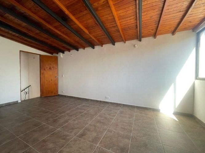 Apartamento de 4 alcobas en arriendo en Laureles, Medellín · foto 11 de 18