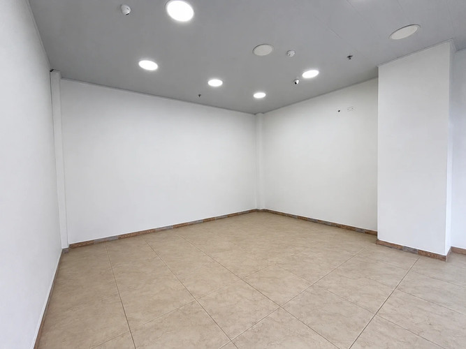 Local en venta en Villavicencio, 25 m² · foto 2 de 5
