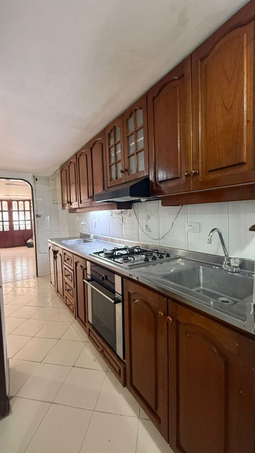 Casa de 4 alcobas en venta en Rodeo Alto, Medellín, 110 m² · foto 7 de 11