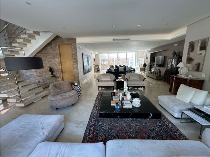 Casa de 3 alcobas en venta en Villa Campestre, Barranquilla, 450 m² · foto 2 de 24