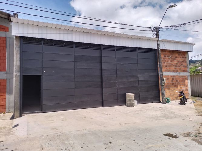 Bodega en arriendo en La Badea, Dosquebradas, 470 m² · foto 2 de 16