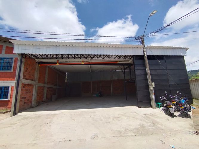 Bodega en arriendo en La Badea, Dosquebradas, 470 m² · foto 4 de 16