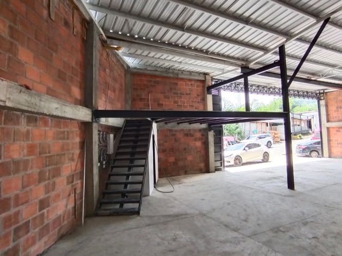 Bodega en arriendo en La Badea, Dosquebradas, 470 m² · foto 8 de 16