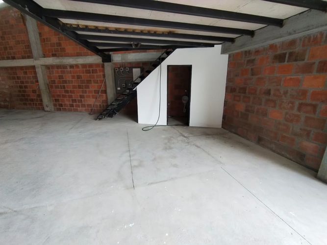 Bodega en arriendo en La Badea, Dosquebradas, 470 m² · foto 12 de 16
