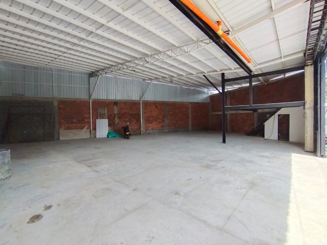Bodega en arriendo en La Badea, Dosquebradas, 470 m² · foto 13 de 16