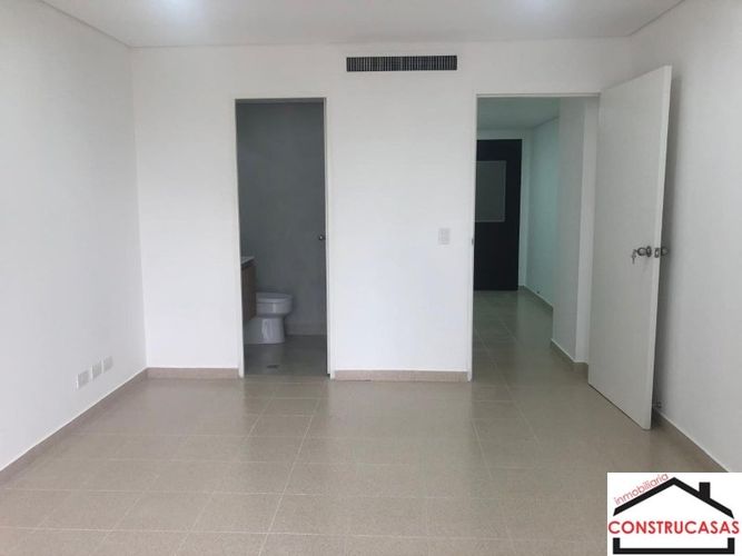Oficina en arriendo en La Florida, Medellín, 37 m² · foto 4 de 15
