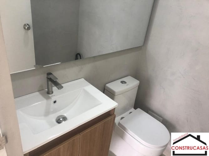 Oficina en arriendo en La Florida, Medellín, 37 m² · foto 14 de 15