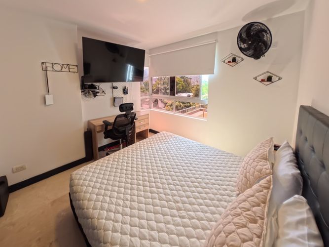 Apartamento de 3 alcobas en arriendo en El Poblado, Medellín, 116 m² · foto 10 de 15