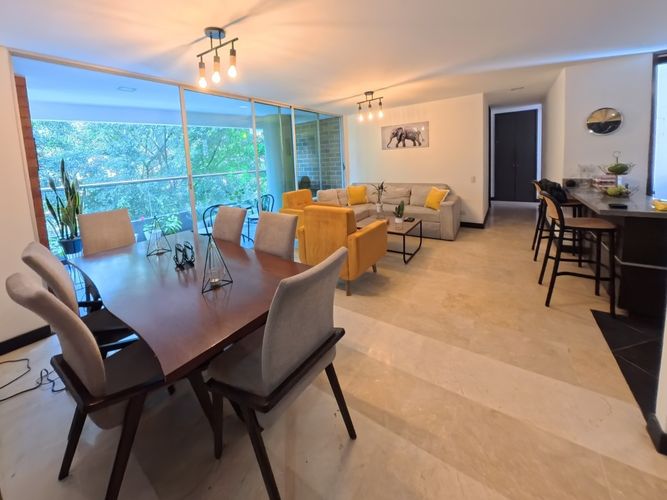 Apartamento de 3 alcobas en arriendo en El Poblado, Medellín, 116 m² · foto 2 de 15