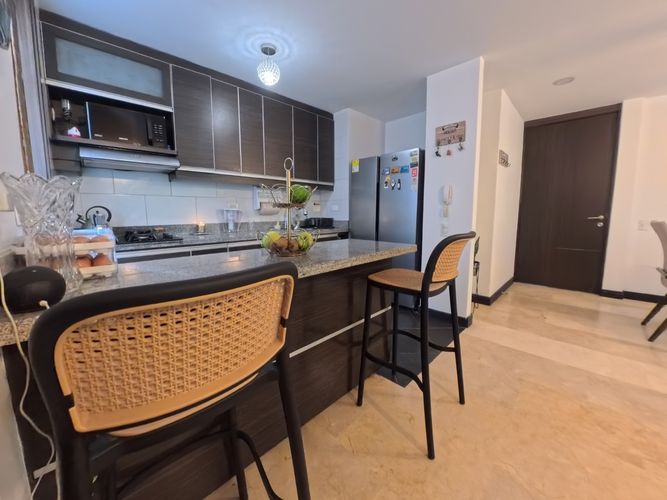 Apartamento de 3 alcobas en arriendo en El Poblado, Medellín, 116 m² · foto 6 de 15