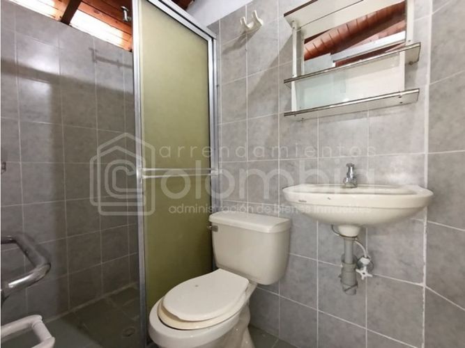 Casa de 5 alcobas en venta en Alcala, Envigado, 137 m² · foto 5 de 16