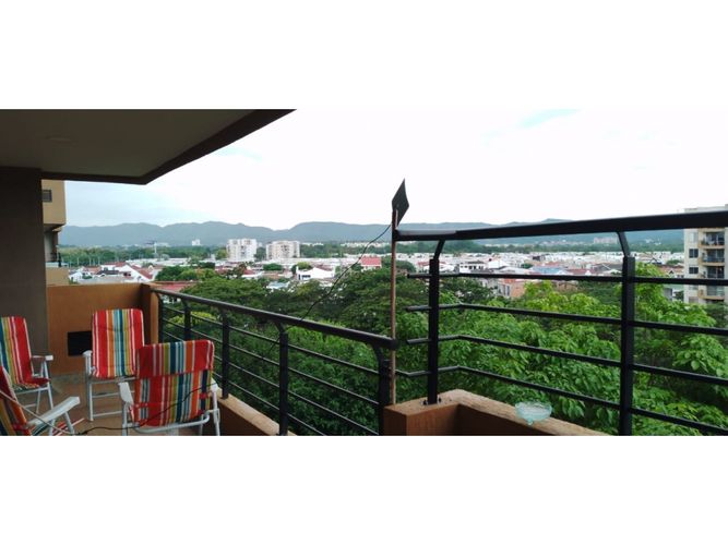 Apartamento de 3 alcobas en venta en Las Palmas, Ricaurte, 93 m² · foto 6 de 17