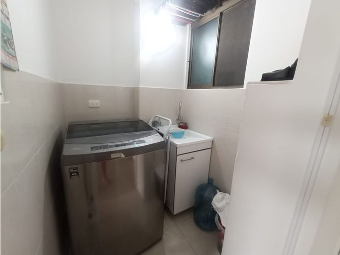 Apartamento de 3 alcobas en venta en Las Palmas, Ricaurte, 93 m² · foto 17 de 17