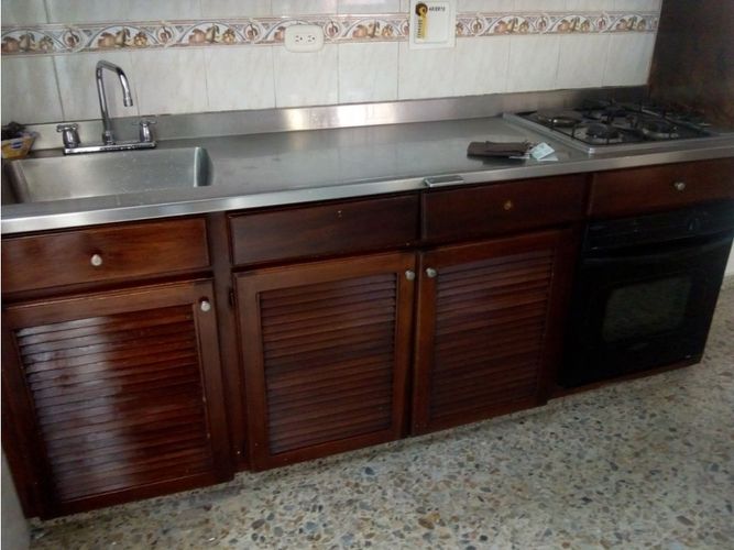 Casa de 5 alcobas en venta en Buenos Aires, Medellín, 165 m² · foto 6 de 24