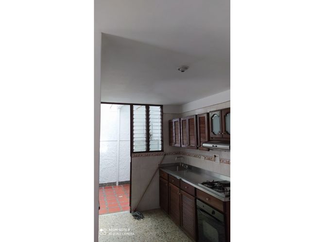 Casa de 5 alcobas en venta en Buenos Aires, Medellín, 165 m² · foto 11 de 24