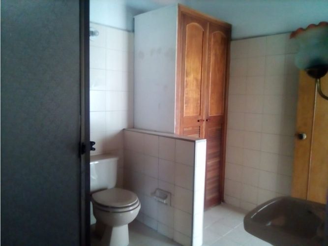 Casa de 5 alcobas en venta en Buenos Aires, Medellín, 165 m² · foto 20 de 24