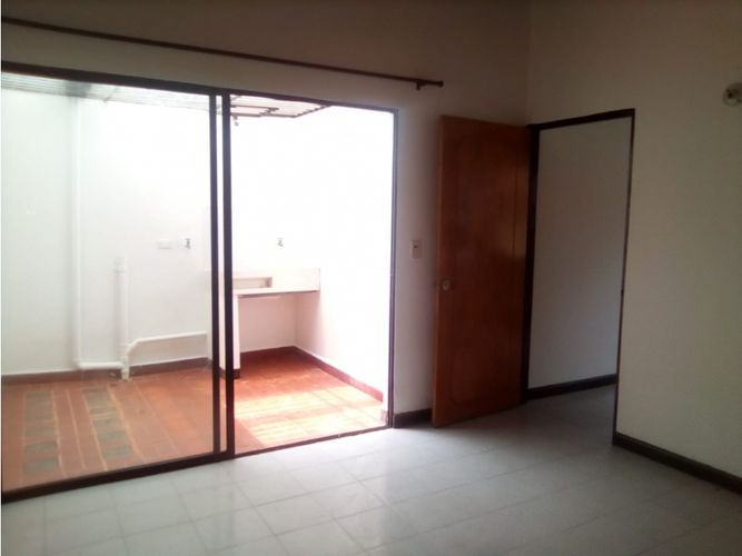Casa de 5 alcobas en venta en Buenos Aires, Medellín, 165 m² · foto 22 de 24