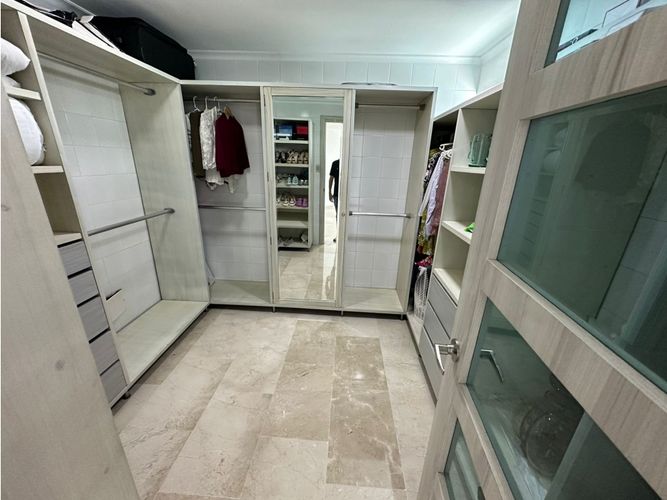 Casa de 4 alcobas en venta en El Golf, Barranquilla, 390 m² · foto 11 de 21