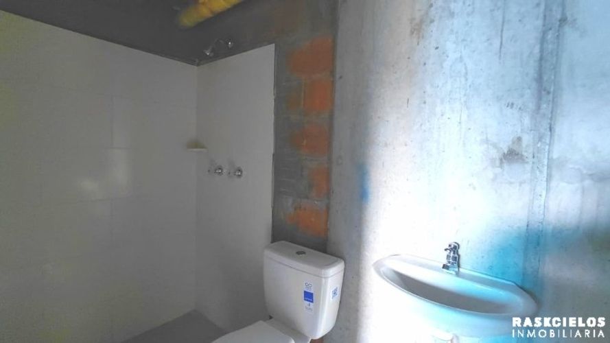 Apartamento de 3 alcobas en venta en Loma De San Jose, Sabaneta, 55 m² · foto 5 de 20