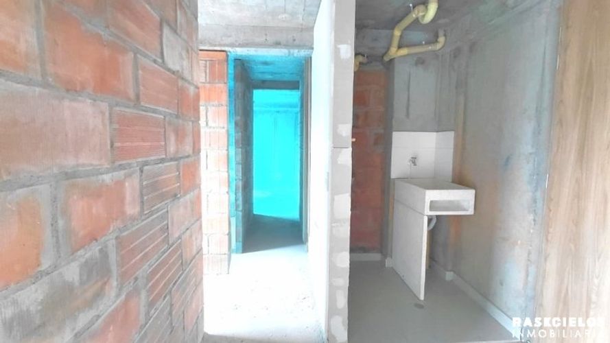 Apartamento de 3 alcobas en venta en Loma De San Jose, Sabaneta, 55 m² · foto 8 de 20