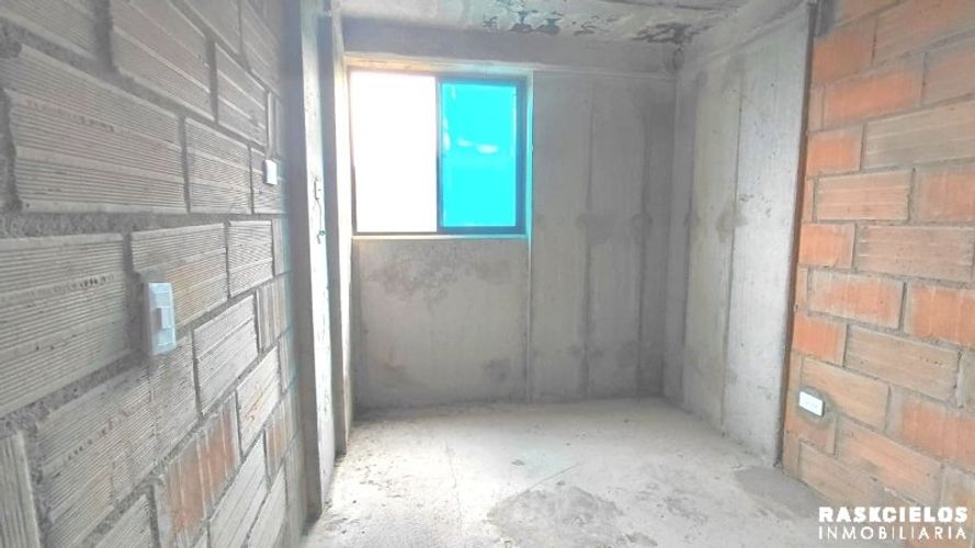 Apartamento de 3 alcobas en venta en Loma De San Jose, Sabaneta, 55 m² · foto 10 de 20