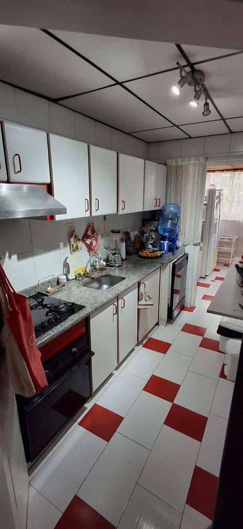 Apartamento de 3 alcobas en venta en Santa Barbara, Bogotá, 120 m² · foto 6 de 18