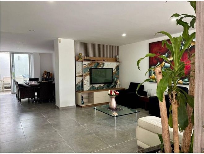 Casa de 4 alcobas en venta en Ciudad Jardin, Cali, 193 m² · foto 17 de 19