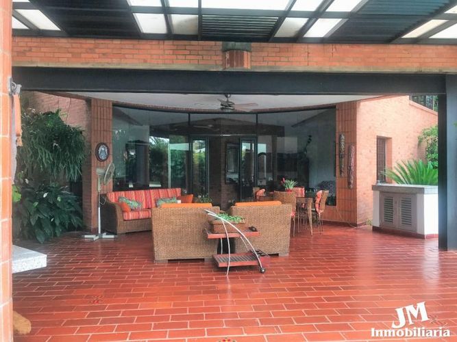 Casa de 4 alcobas en venta en Pance, Cali, 450 m² · foto 2 de 22