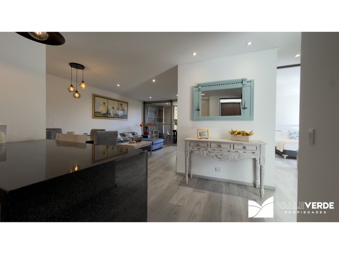 Apartamento de 2 alcobas en venta en Llano Grande, Rionegro, 100 m² · foto 2 de 16