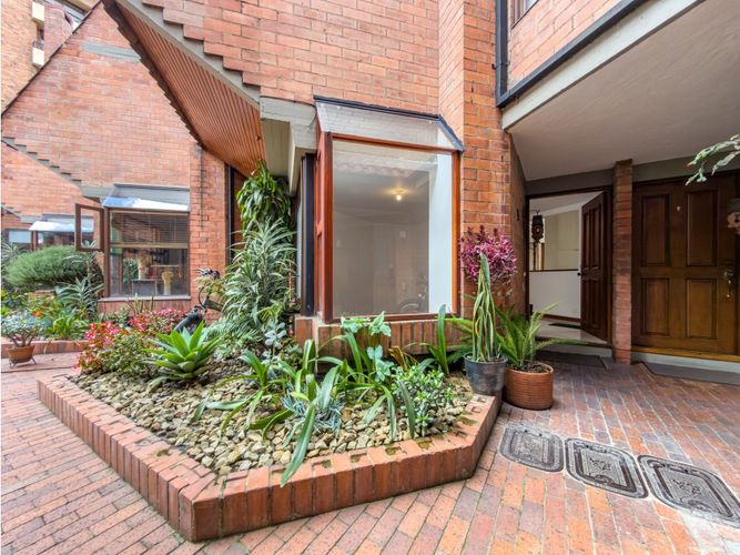Casa de 2 alcobas en venta en Santa Bibiana, Bogotá, 116 m² · foto 3 de 23