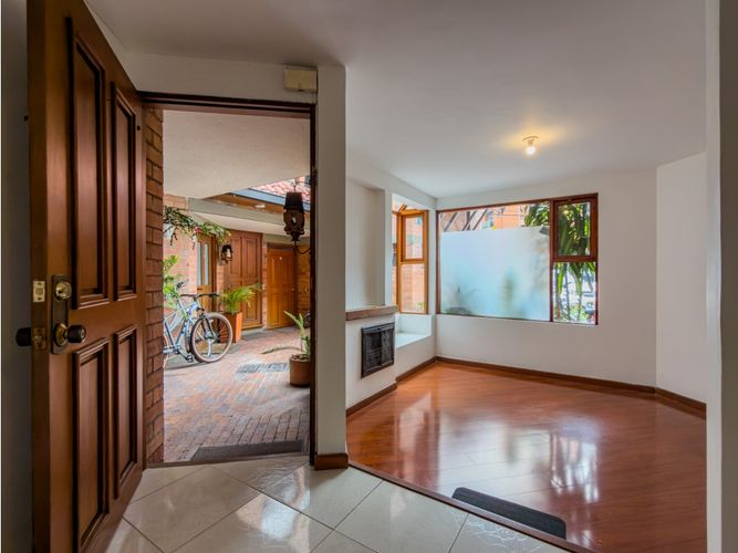 Casa de 2 alcobas en venta en Santa Bibiana, Bogotá, 116 m² · foto 8 de 23