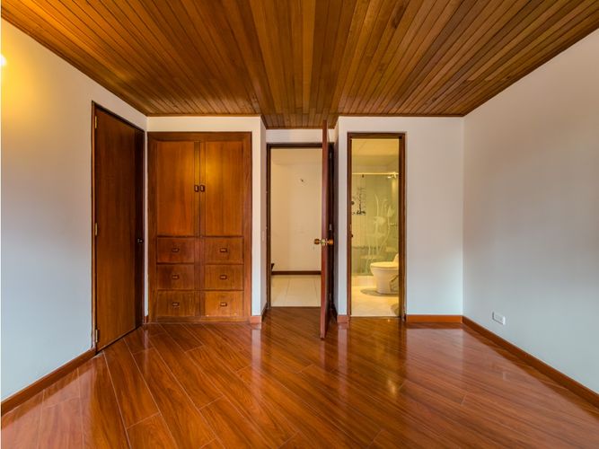 Casa de 2 alcobas en venta en Santa Bibiana, Bogotá, 116 m² · foto 13 de 23