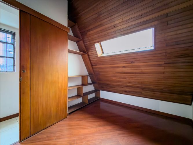Casa de 2 alcobas en venta en Santa Bibiana, Bogotá, 116 m² · foto 18 de 23