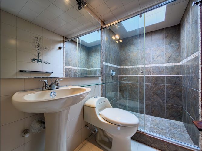 Casa de 2 alcobas en venta en Santa Bibiana, Bogotá, 116 m² · foto 22 de 23