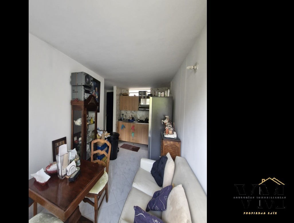 Apartamento en venta en Loma Del Indio, Medellín · foto 2 de 13