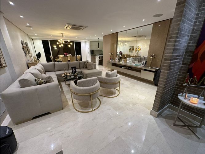 Casa de 3 alcobas en venta en Villa Campestre, Barranquilla, 255 m² · foto 2 de 16
