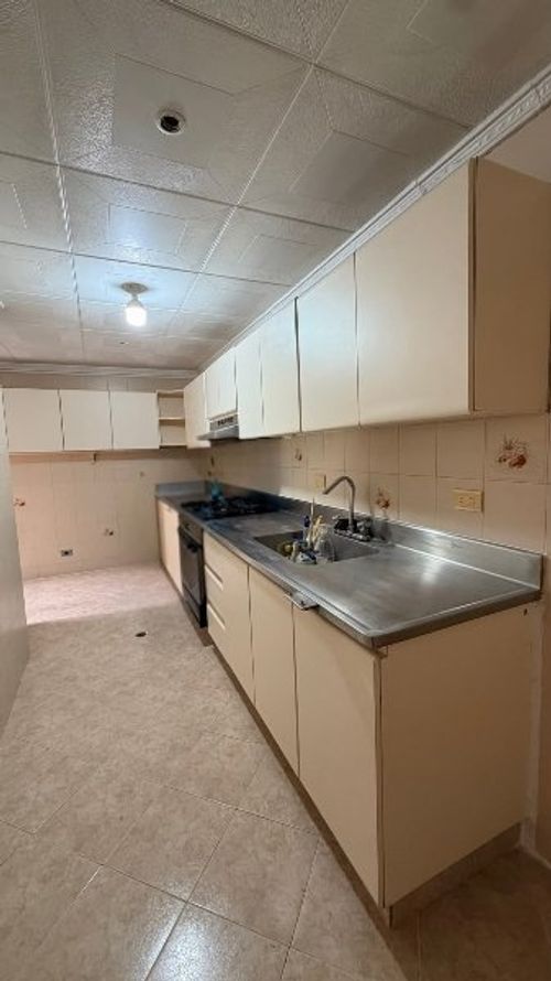 Apartamento de 4 alcobas en venta en Cuarta Brigada, Medellín, 112 m² · foto 5 de 17