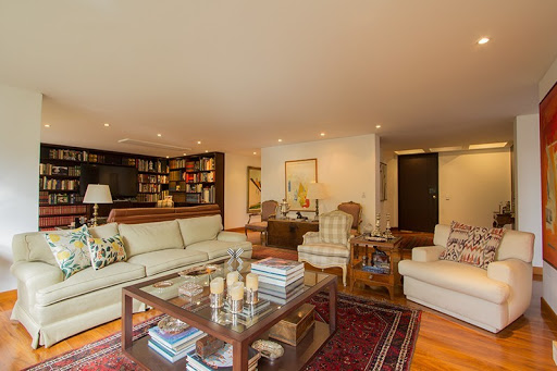 Apartamento en venta en Los Rosales, Bogotá · foto 3 de 22